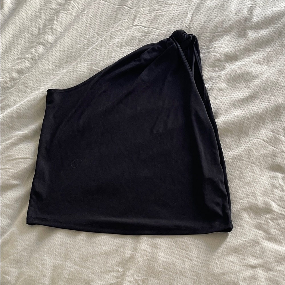 Abercrombie & Fitch Asymmetrical Black Top